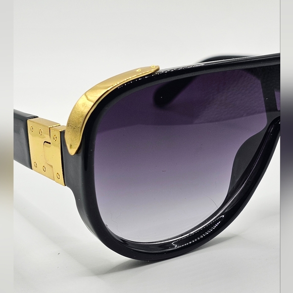 Aspen (Premium Sunglasses) - Picture 4 of 5